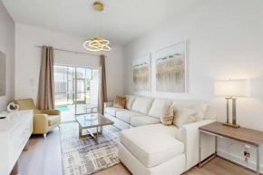 Elegant 5BR with Pool, Close to Disney and Universal
